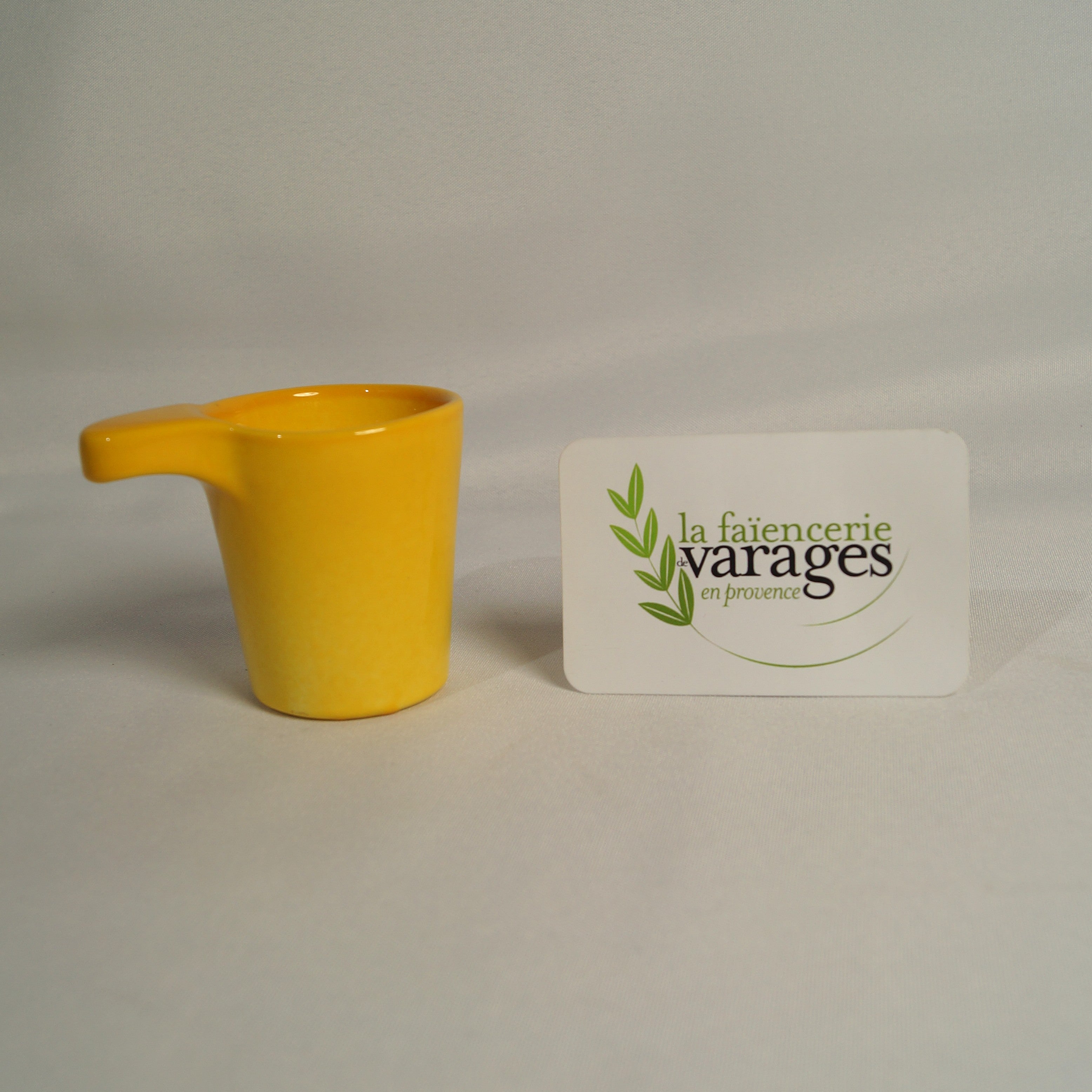 Tasse anse bec 10 - Les Essentiels